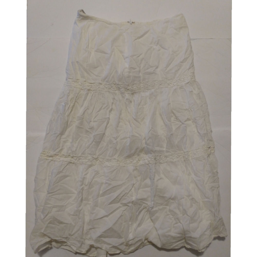 Casual Women's  white 3 tier peasant skirt size 10